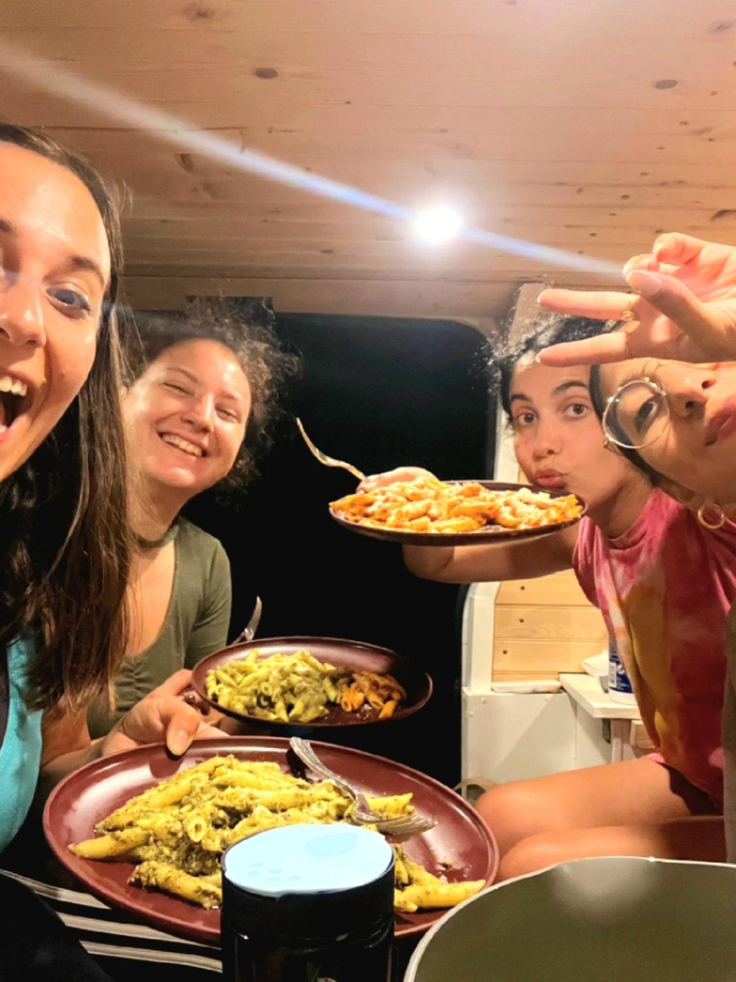 Campcar Maui Jeeps Suvs Hybrid Camper With Equipment And Travel Advice Glamping *